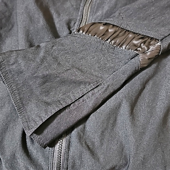 PÜSCH Coat Style Dress - Picture 6 of 8